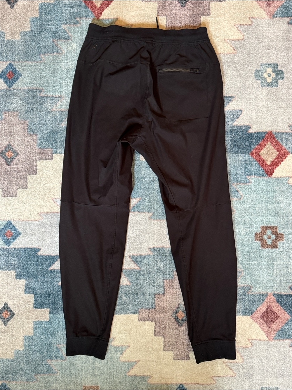 Men's LULULEMON Black ABC Joggers Pants Size Medium